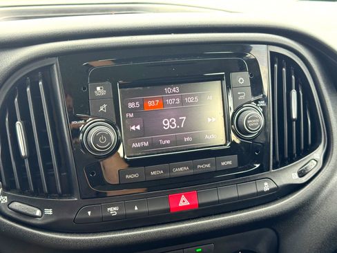 Used 2022 RAM ProMaster City Base image 26