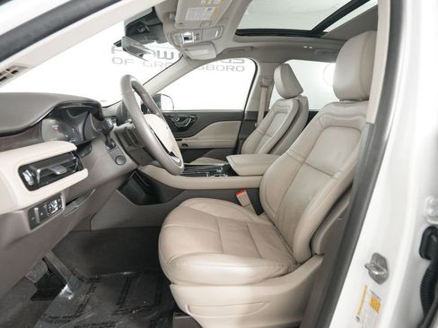 Used 2022 Lincoln Aviator Reserve w/ Equipment Group 201A image 9