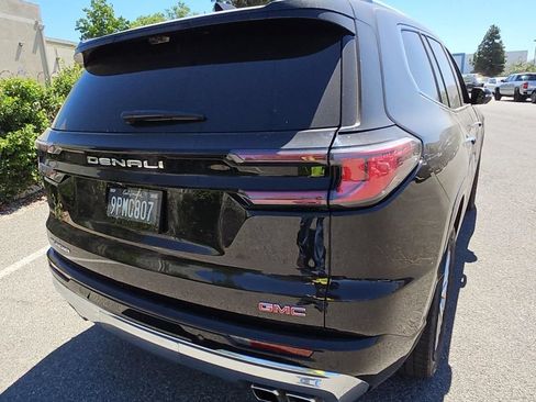 Used 2024 GMC Acadia Denali w/ Super Cruise Package FWD image 5