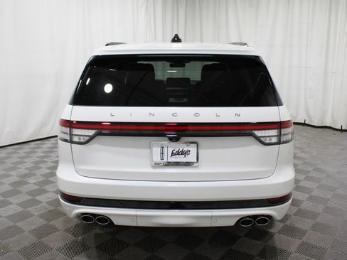 New 2026 Lincoln Aviator Reserve w/ Jet Appearance Package image 33
