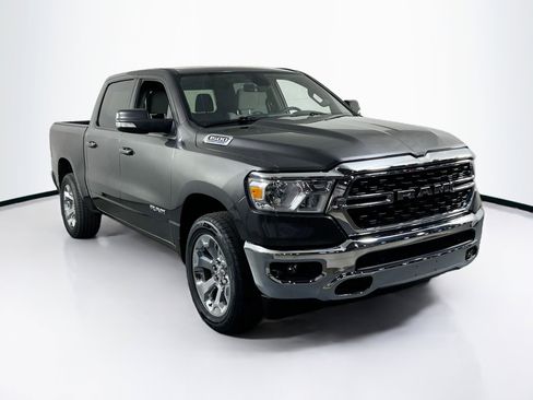 Used 2022 RAM 1500 Big Horn AWD/4WD image 3