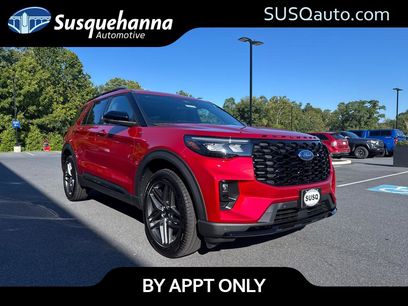 New 2025 Ford Explorer ST-Line w/ Premium Package