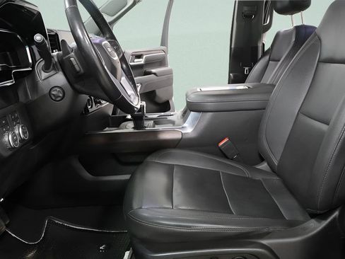 Used 2022 GMC Sierra 1500 SLT w/ SLT Convenience Package image 22