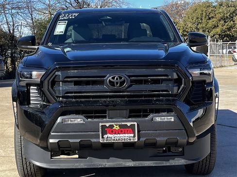 New 2025 Toyota Tacoma SR5 image 7