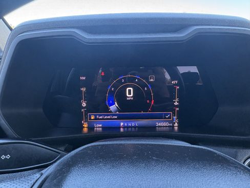 Used 2023 Chevrolet Colorado W/T image 16