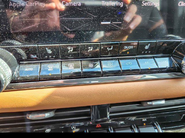 New 2026 GMC Canyon AT4 AWD/4WD image 14