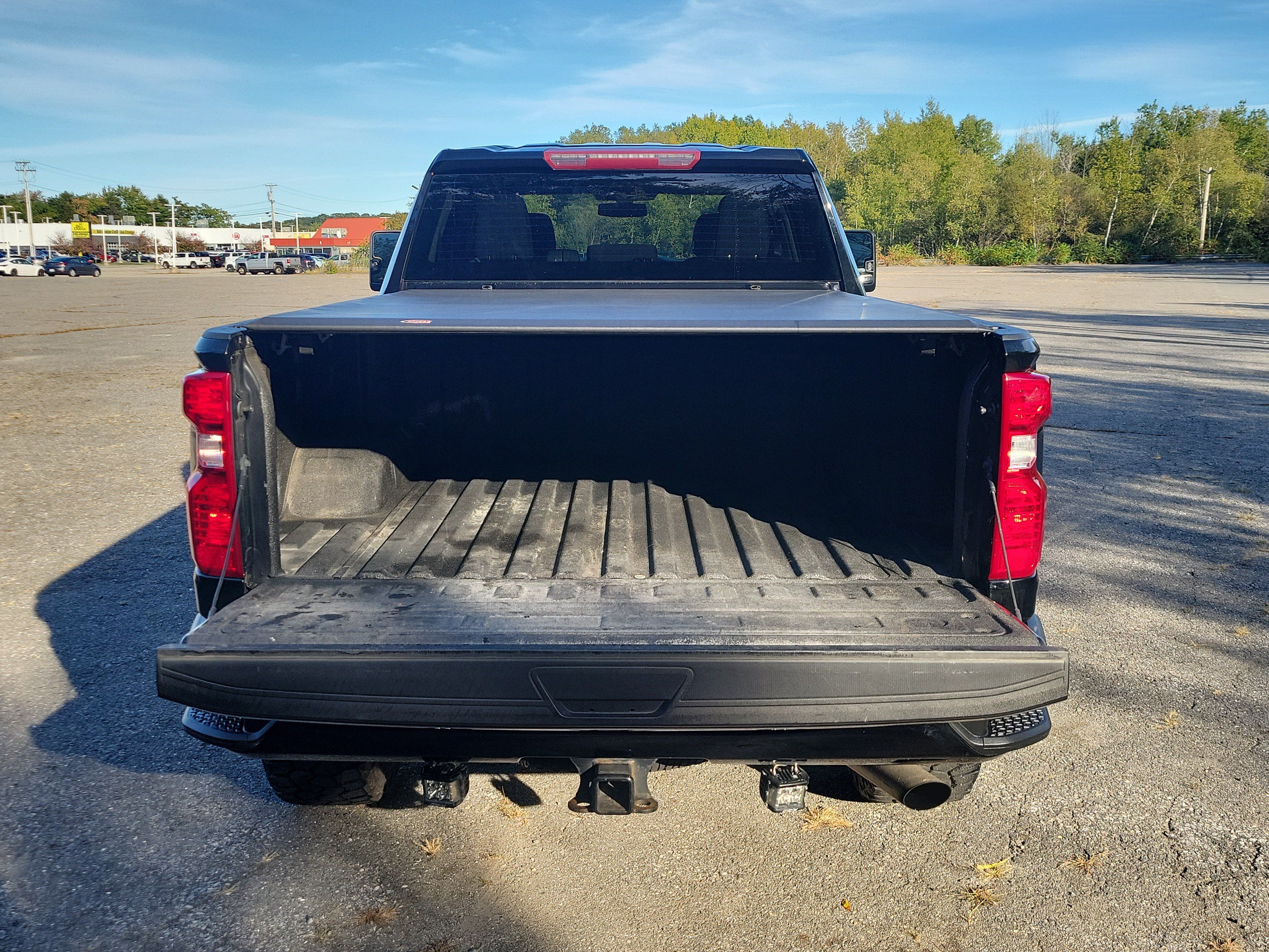 Used 2023 Chevrolet Silverado 2500 Custom w/ Custom Value Package AWD/4WD image 17