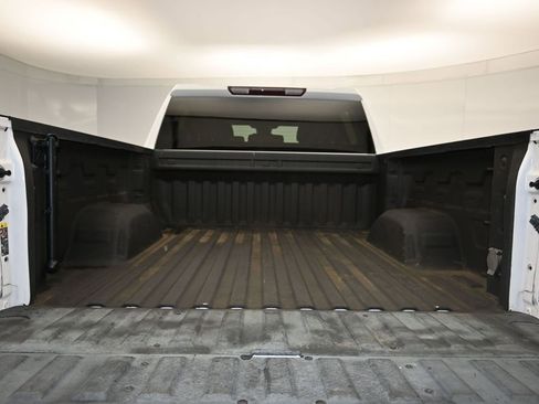 Used 2022 Chevrolet Silverado 1500 RST w/ Z71 Off-Road Package image 24