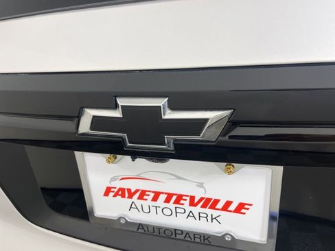 Certified 2024 Chevrolet Traverse RS image 14