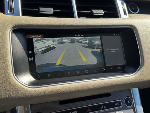 Used 2017 Land Rover Range Rover Sport HSE image 16