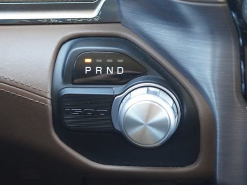Used 2019 RAM 1500 Limited RWD image 31