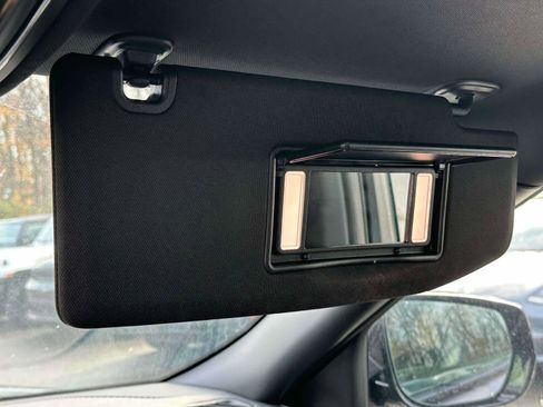 Used 2024 Jeep Grand Cherokee Altitude image 30