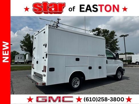 New 2025 GMC Savana 3500 w/ Power Convenience Package image 9