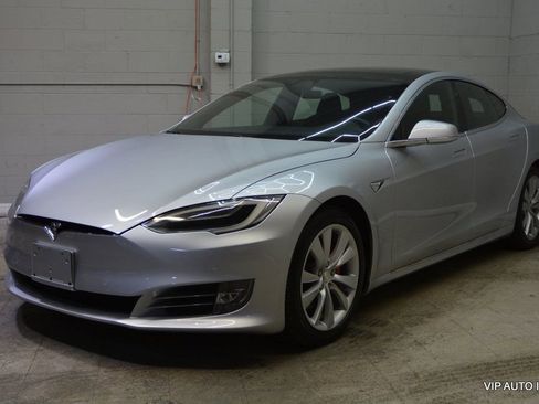Used 2017 Tesla Model S P100D image 2