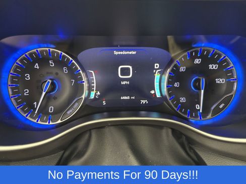 Used 2023 Chrysler Pacifica Touring-L FWD image 8