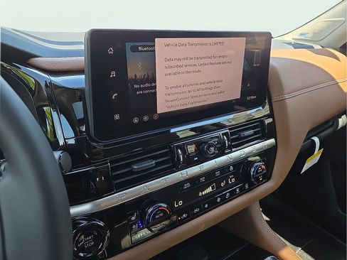 New 2026 Nissan Pathfinder Platinum AWD/4WD image 17