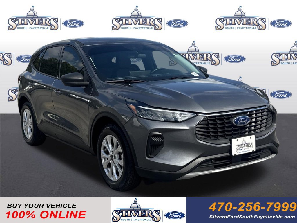 Used 2025 Ford Escape Active w/ Tech Pack #1 FWD image 1