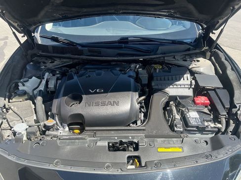 Used 2022 Nissan Maxima Platinum w/ Sport Mat Group FWD image 32