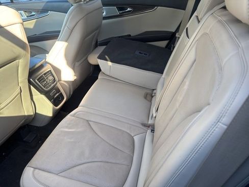 Used 2019 Lincoln Nautilus Reserve w/ Ultimate Package image 16