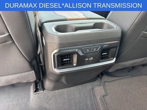 Used 2025 Chevrolet Silverado 2500 High Country w/ High Country Premium Package image 17