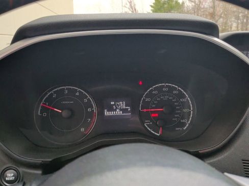 Used 2022 Subaru Crosstrek 2.0i Premium image 17