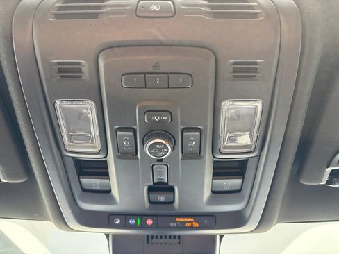 Used 2023 GMC Yukon Denali Ultimate AWD/4WD image 38