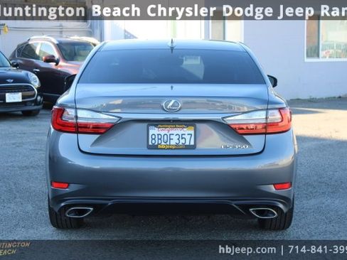 Used 2018 Lexus ES 350 image 4