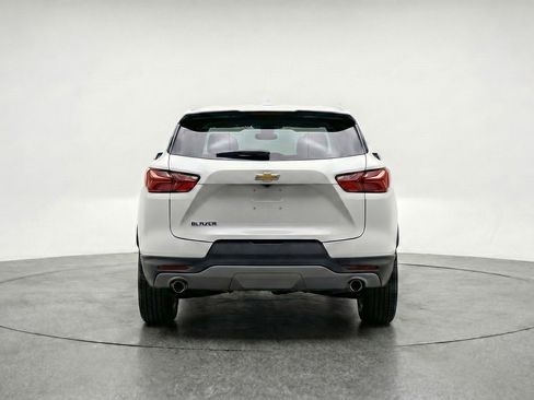 Used 2025 Chevrolet Blazer LT image 7