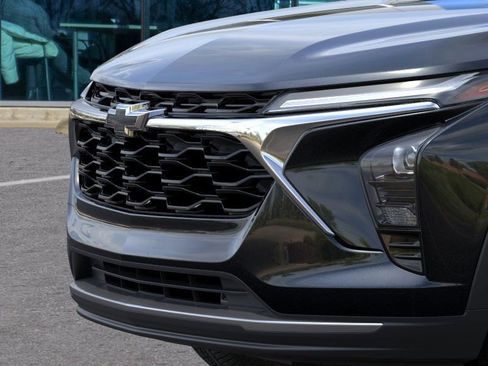 New 2026 Chevrolet Trax LT w/ Sunroof Package image 13