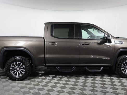 Used 2019 GMC Sierra 1500 AT4 w/ Driver Alert Package I image 4