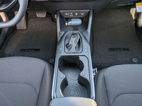 New 2026 Kia K4 FWD image 20