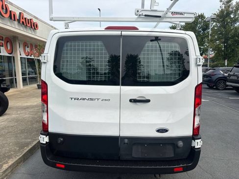 Used 2020 Ford Transit 250 Low Roof RWD image 5