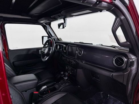 Used 2021 Jeep Wrangler Unlimited Sahara image 29