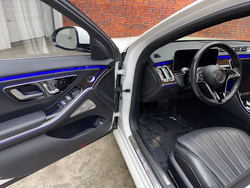 Certified 2022 Mercedes-Benz S 500 4MATIC image 9