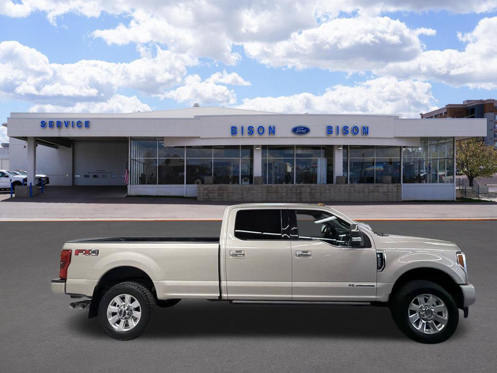 Used 2017 Ford F350 Platinum w/ FX4 Off-Road Package AWD/4WD image 2
