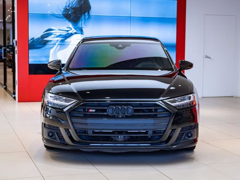 Used 2021 Audi S8 L w/ Full Leather Package image 2