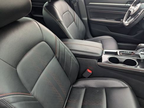 Certified 2023 Nissan Altima 2.5 SR w/ SR Premium Package image 13