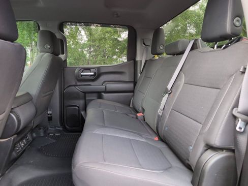 Used 2022 Chevrolet Silverado 1500 LT w/ Z71 Off-Road Package AWD/4WD image 35