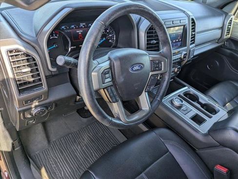 Used 2021 Ford Expedition Max XLT image 9