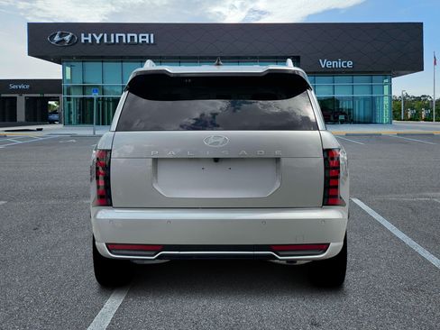 New 2026 Hyundai Palisade Calligraphy FWD image 6