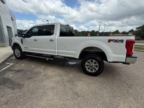 Used 2019 Ford F350 Lariat w/ Lariat Ultimate Package AWD/4WD image 9