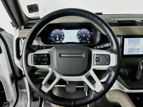 Used 2024 Land Rover Defender 110 S AWD/4WD image 12
