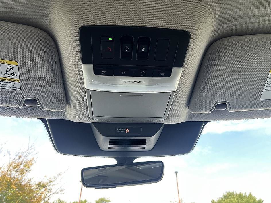 Certified 2024 Nissan Pathfinder SL w/ SL Premium Package FWD image 29