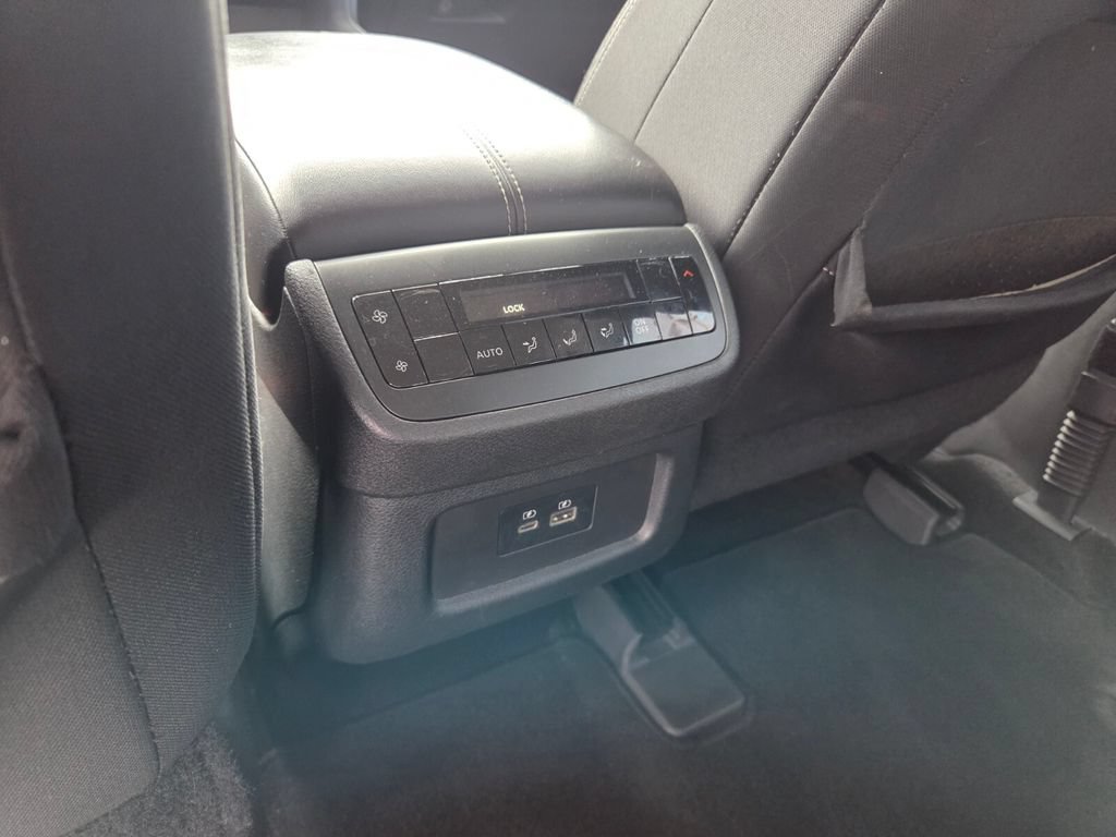 Used 2022 Nissan Pathfinder S FWD image 8