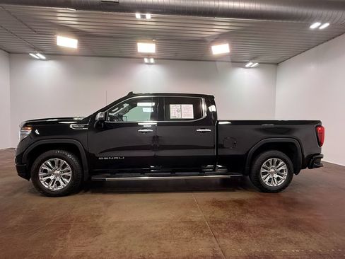 Used 2025 GMC Sierra 1500 Denali AWD/4WD image 6