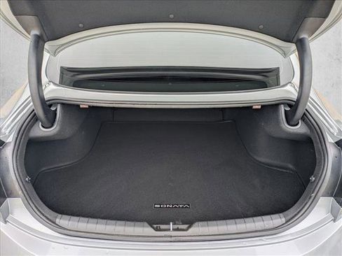 Used 2026 Hyundai Sonata Limited FWD image 6