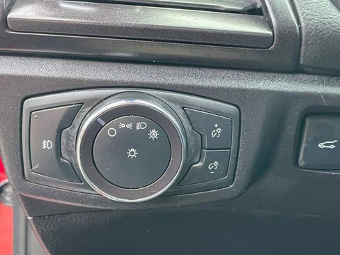 Used 2018 Ford Fusion Titanium image 12