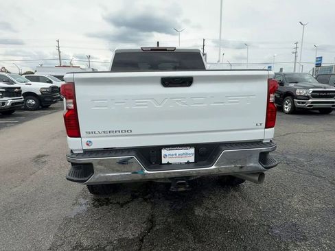 Used 2024 Chevrolet Silverado 2500 LT AWD/4WD image 7
