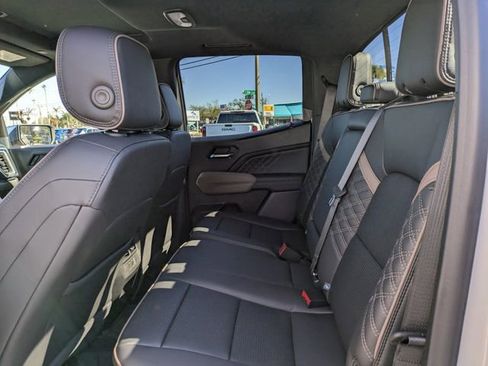 New 2026 GMC Canyon Denali image 14