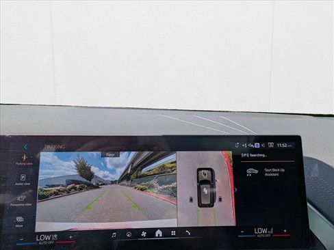 Used 2025 BMW X3 xDrive30i w/ Premium Package image 14